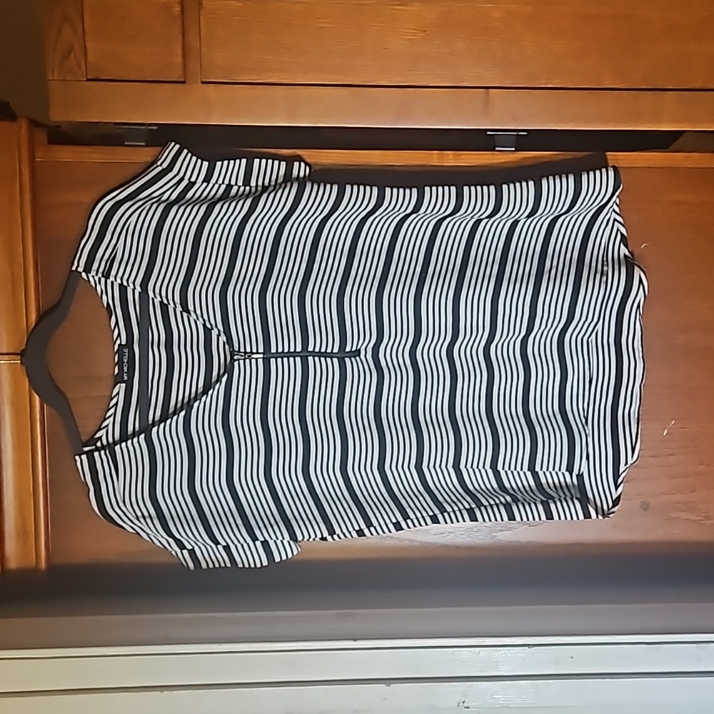 Women's dress top XL